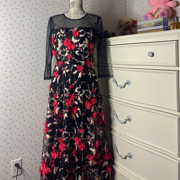 Alex Marie Floral Appliqué Maxi Dress - Picture 11 of 15